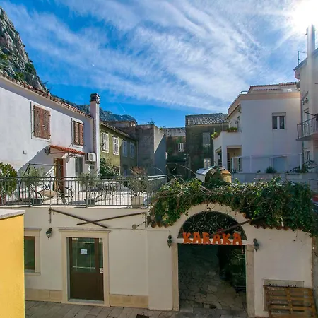 Terrace Apartment