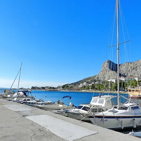Terrace Apartment Omis